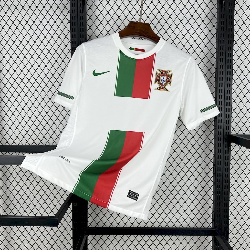 Portugal 2010 Away - Retro