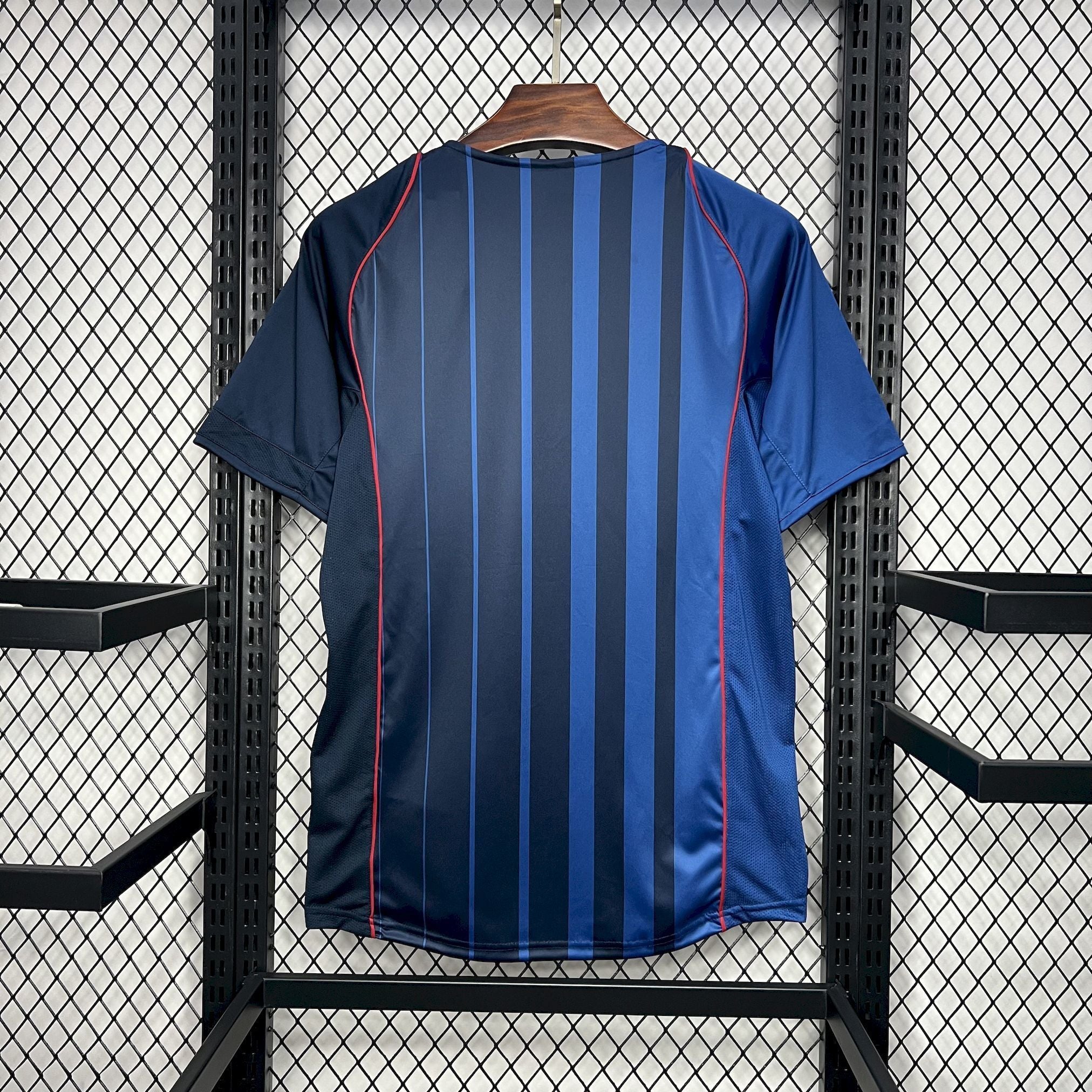Barcelona 2004/06 Away - Retro