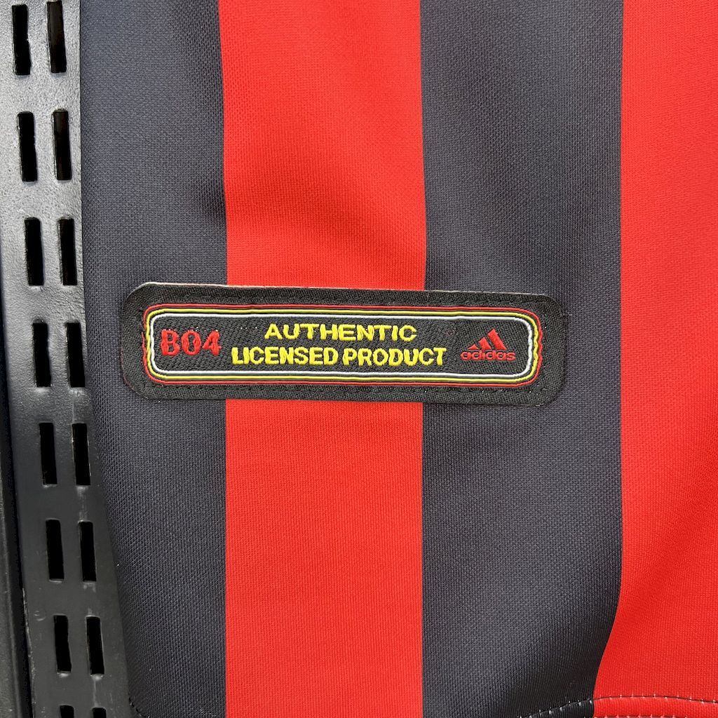 Bayer Leverkusen 2000/01 Home - Retro
