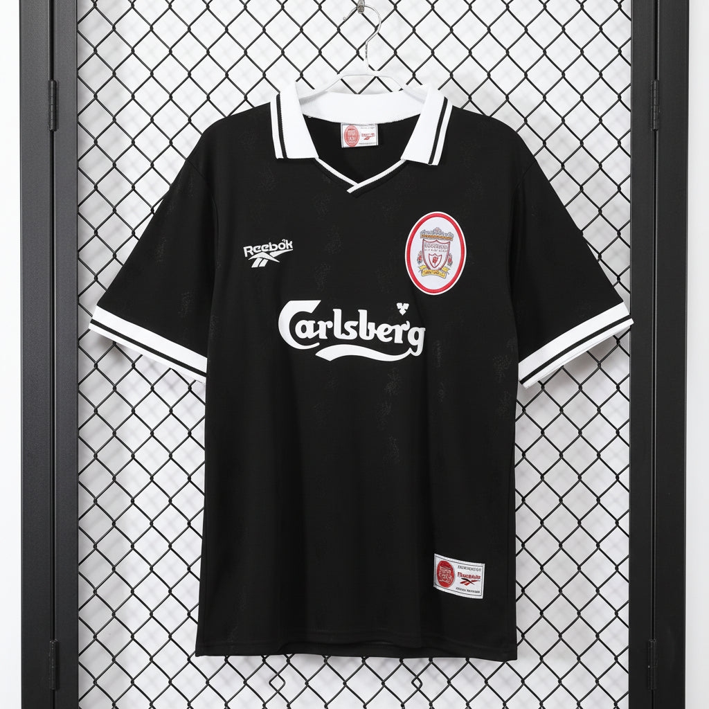 Liverpool FC 1996/98 Blackout Home - Retro