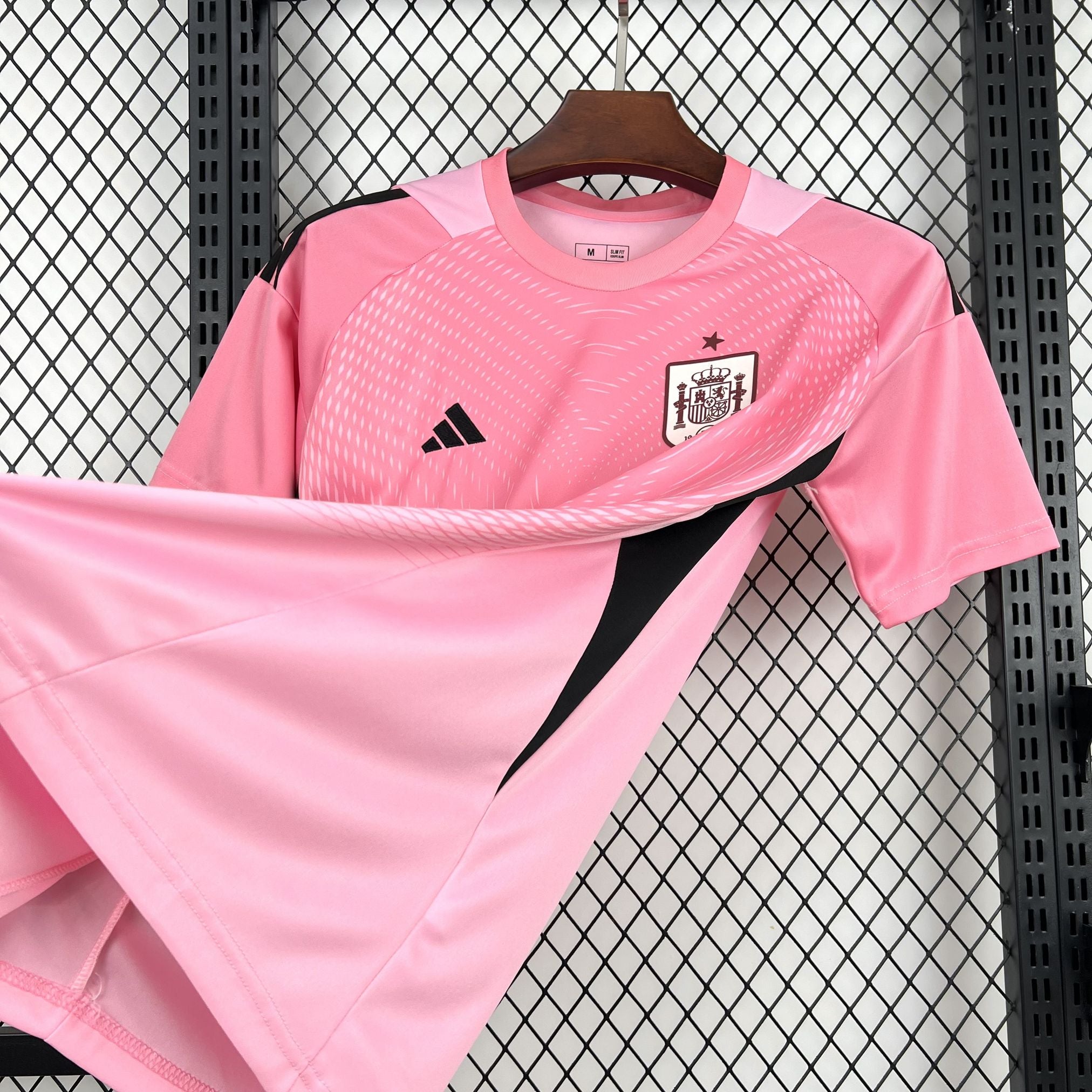 Spain 2026 Pink Goalkeeper - Fan Version