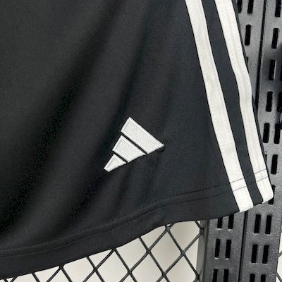 Manchester United 2025/26 Home Black  - Fan Shorts