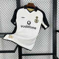 Manchester United 2001/02 Away - Retro