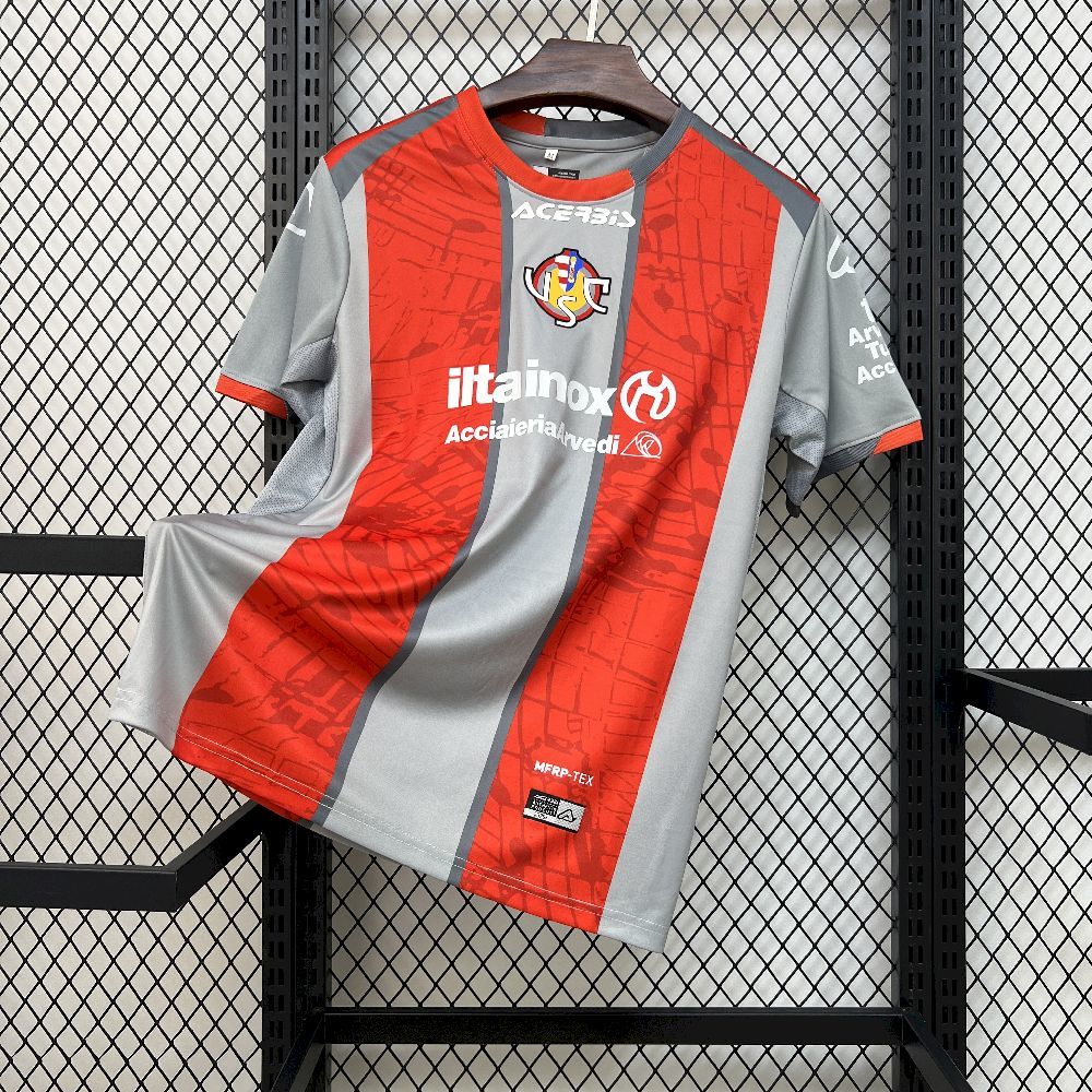 Cremonese 2025/26 Home - Fan Version