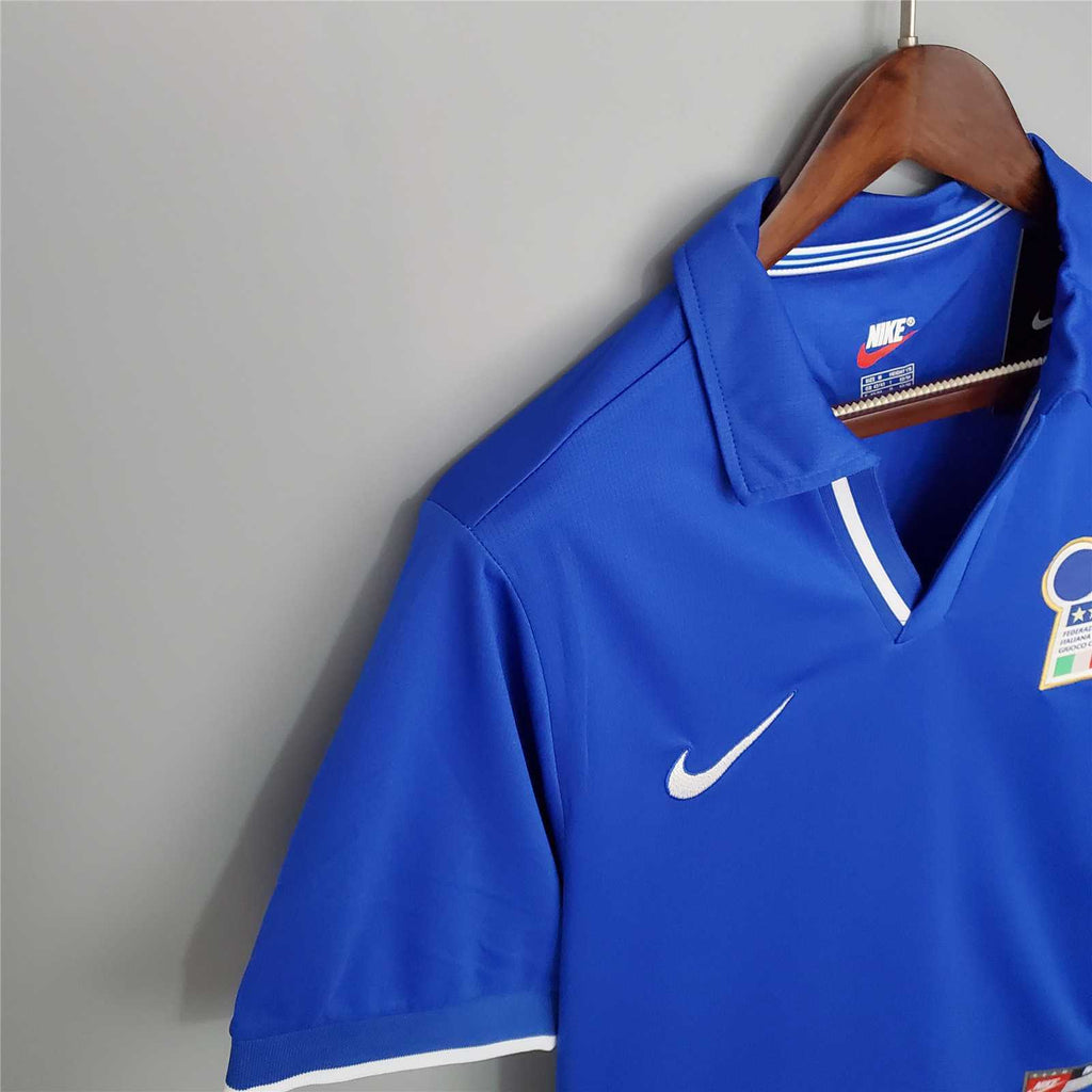 Italy 1998 Home - Retro