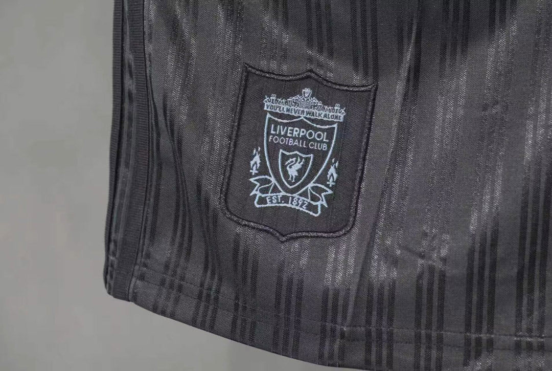 Liverpool FC 1995/96 Blackout Away - Retro Shorts