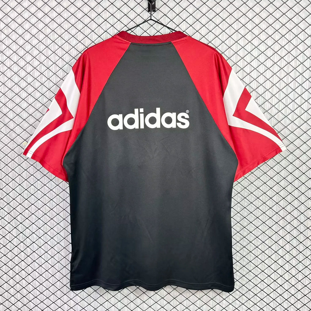 Newcastle United 1995/96 Training Shirt - Retro