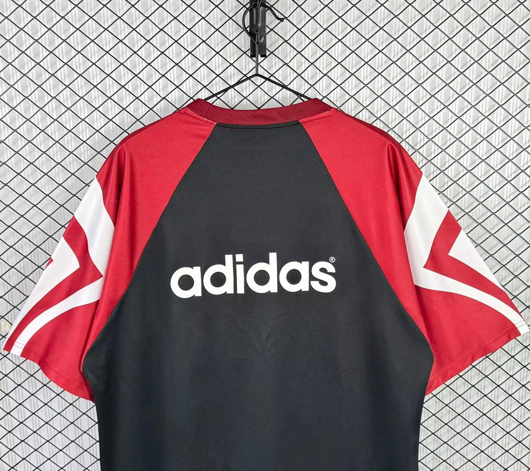 Newcastle United 1995/96 Training Shirt - Retro