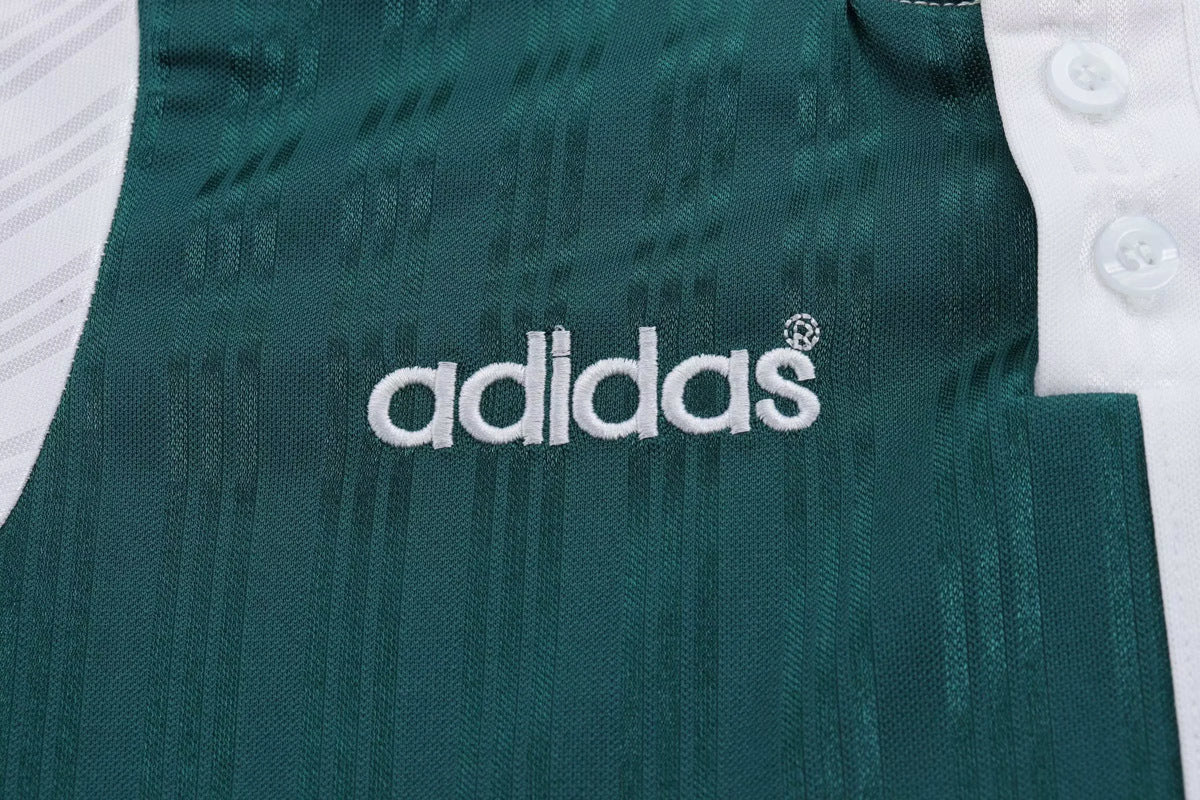 Liverpool FC 1995/96 Away - Retro Kid Kit