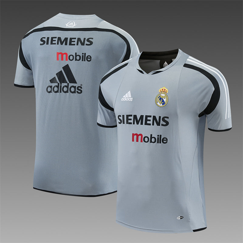 Real Madrid 2004/05 Grey Retro Training Top