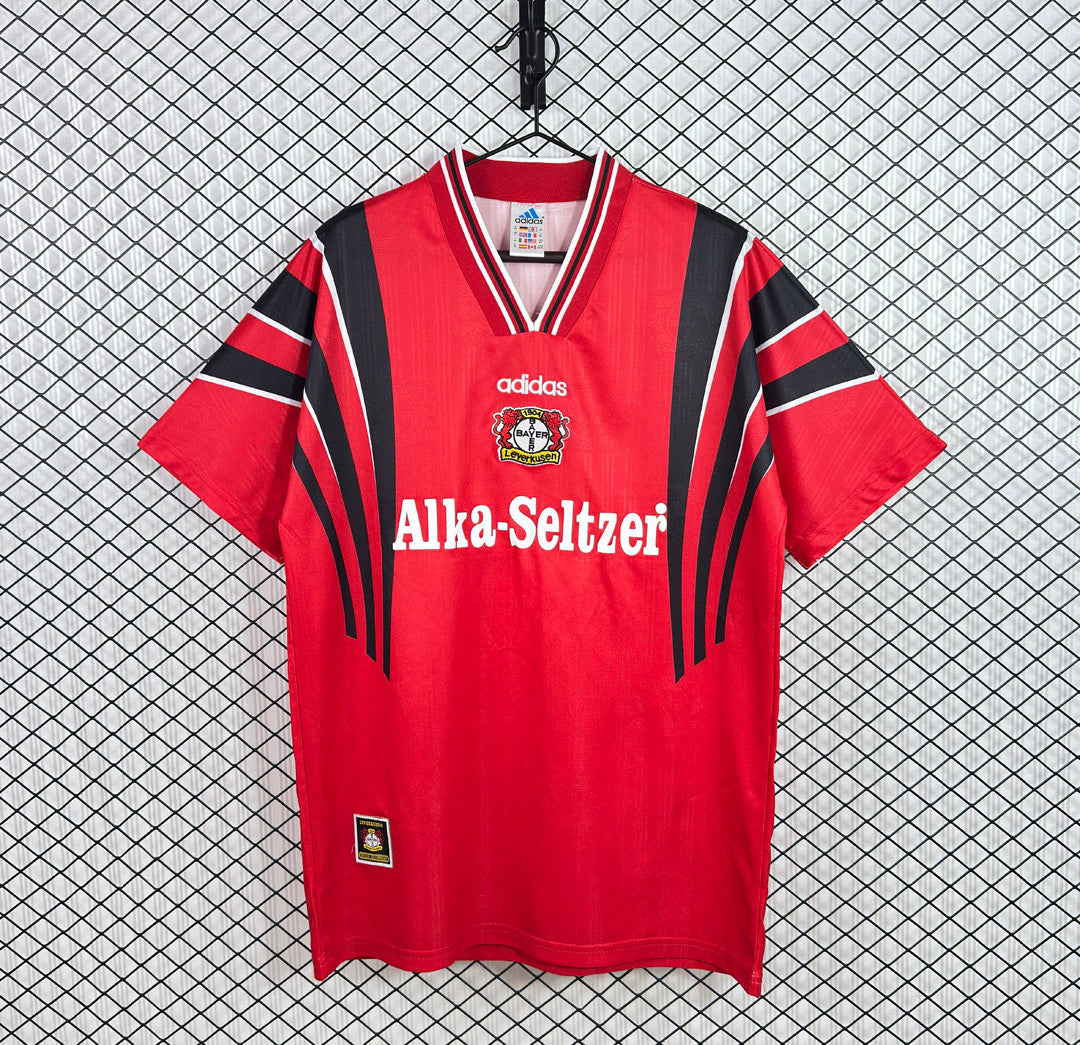 Leverkusen 1996/97 Home - Retro