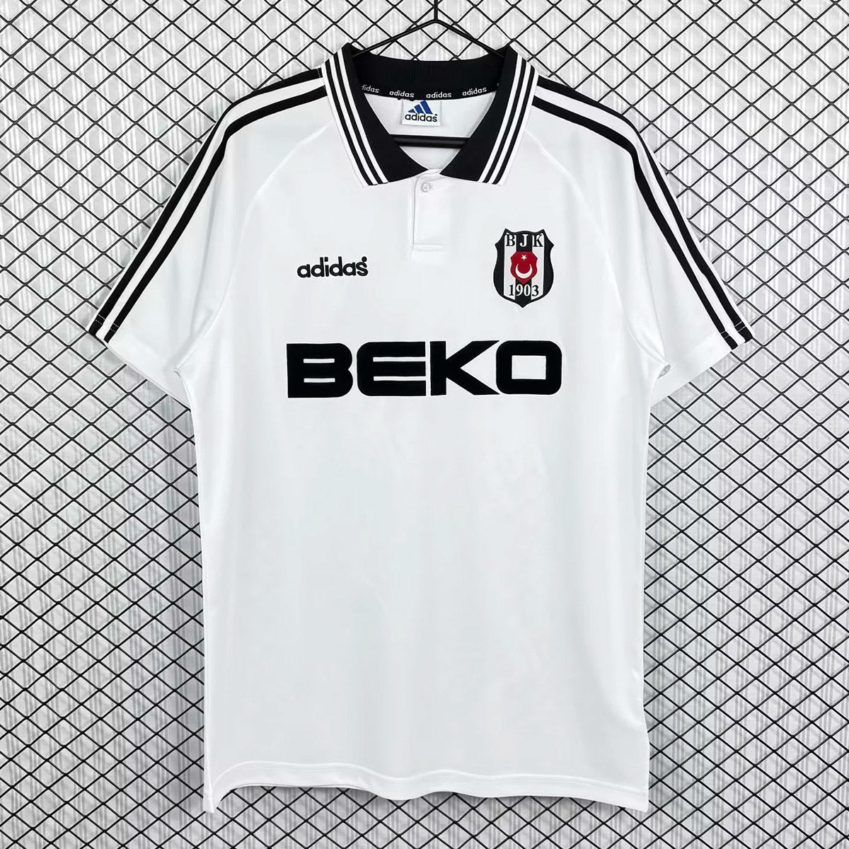 Besiktas 1996/97 Home - Retro