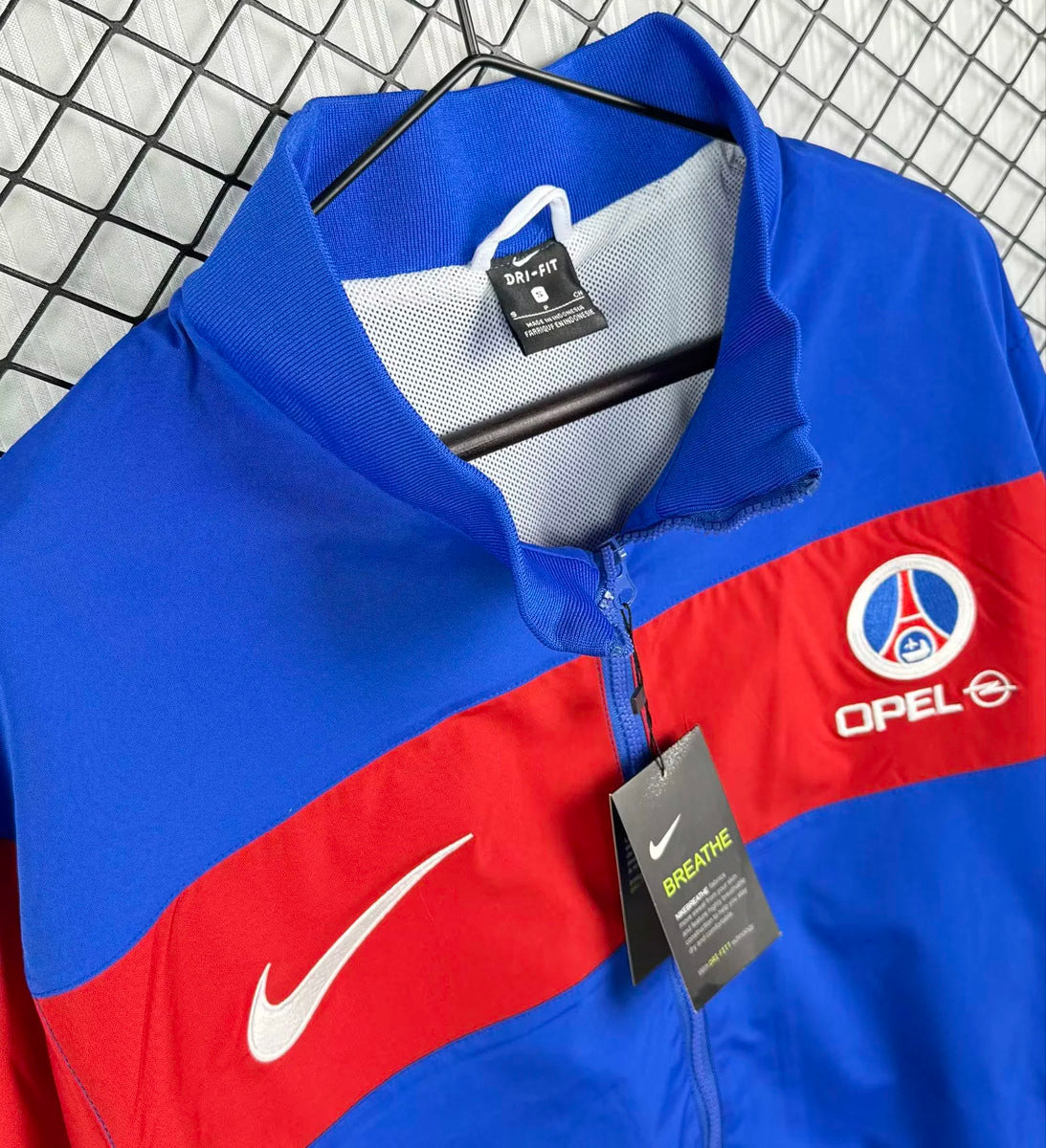 Paris Saint-Germain 1996/97 Retro Windbreaker