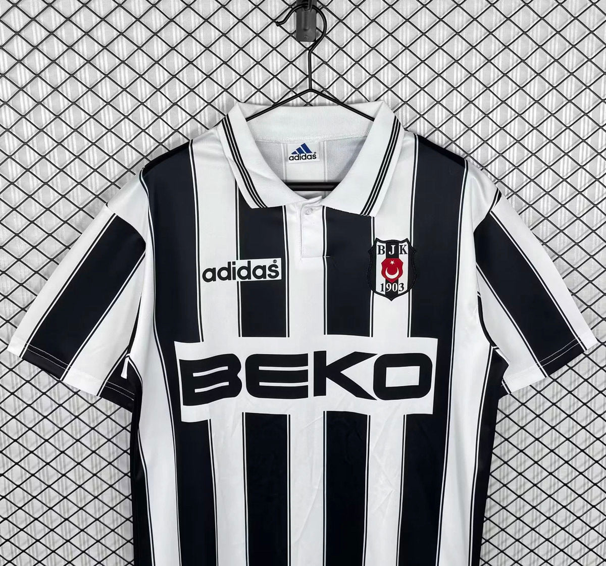 Besiktas 1996/98 Away - Retro