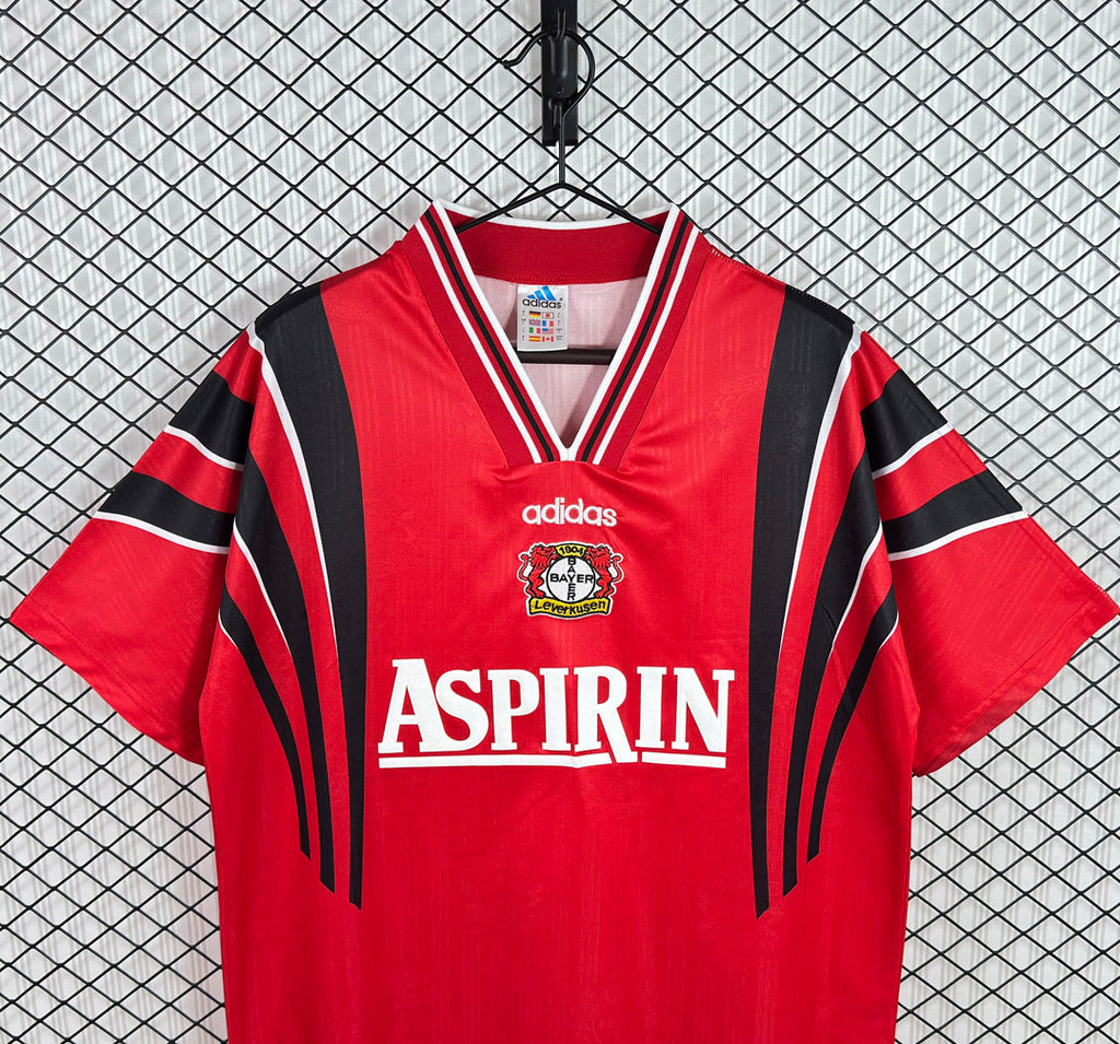 Leverkusen 1997/98 Home - Retro