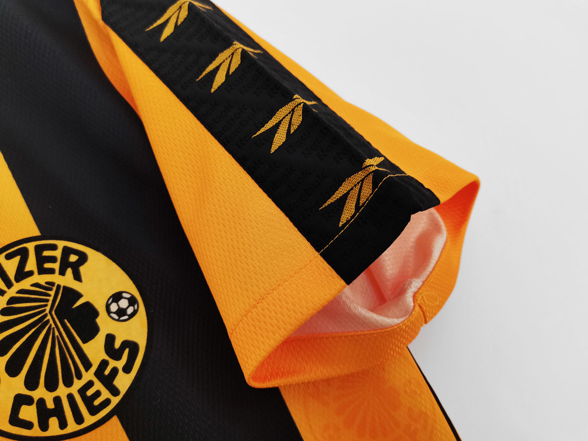 Kaizer Chiefs 1998/99 Home - Retro