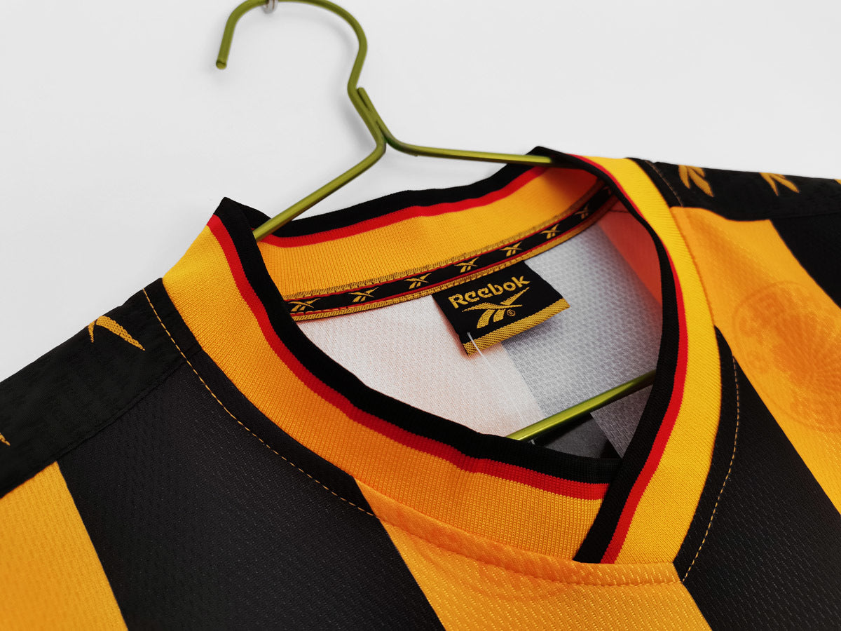 Kaizer Chiefs 1998/99 Home - Retro