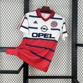 Bayern Munich 1998/00 Away - Retro
