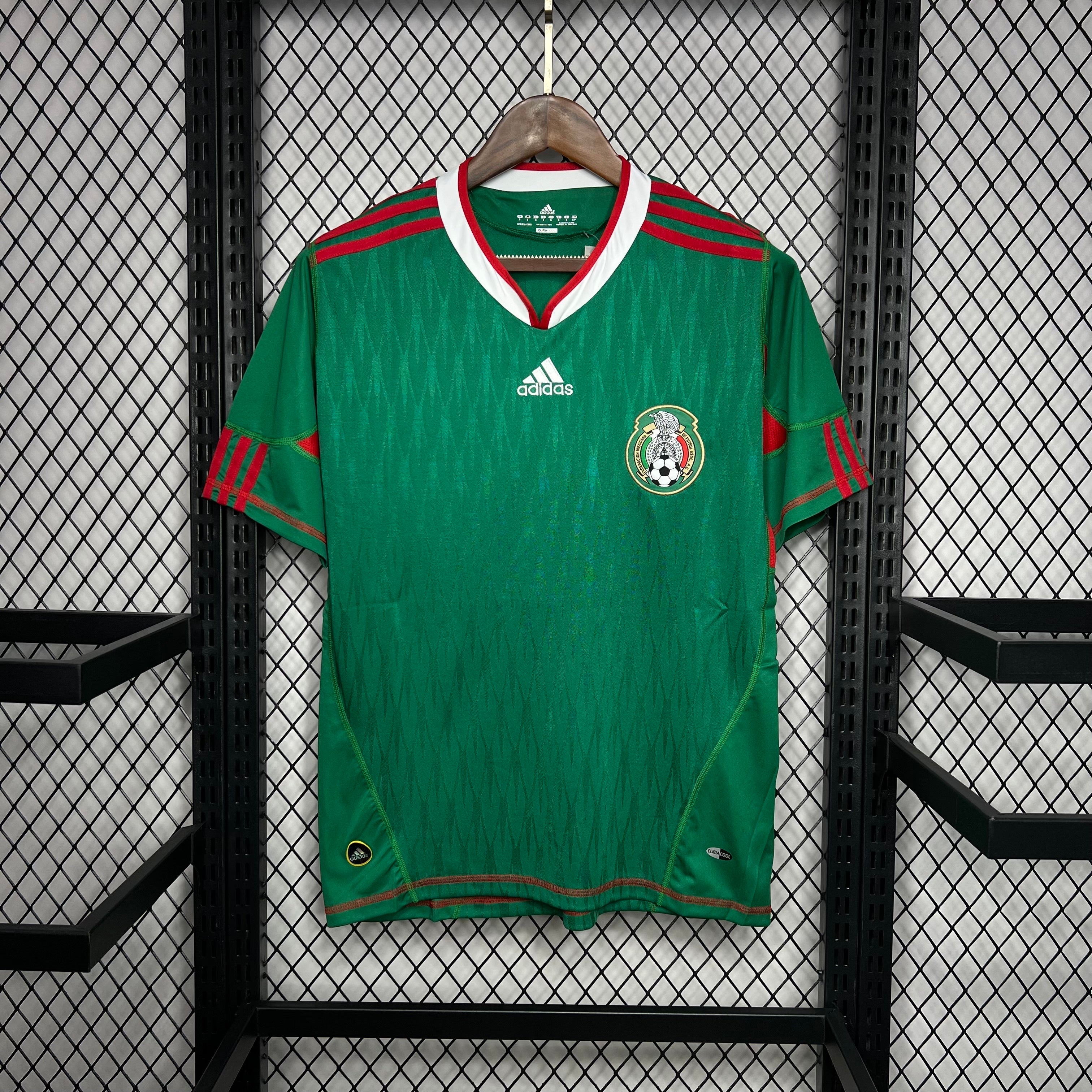 Mexico 2010 Home - Retro