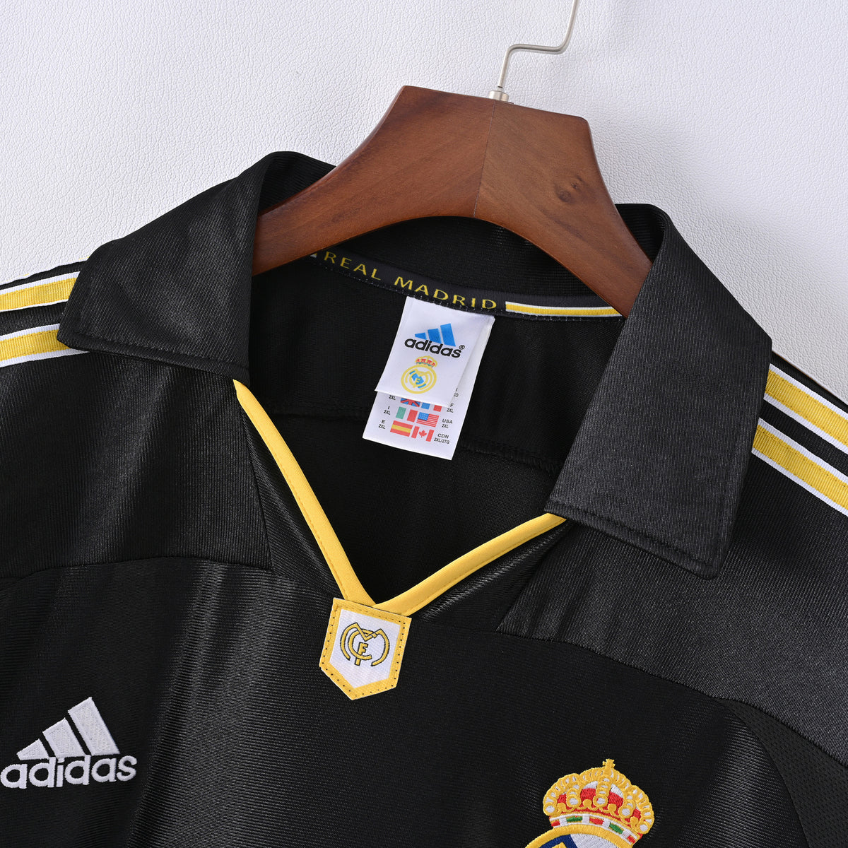 Real Madrid 1999/01 Away - Retro