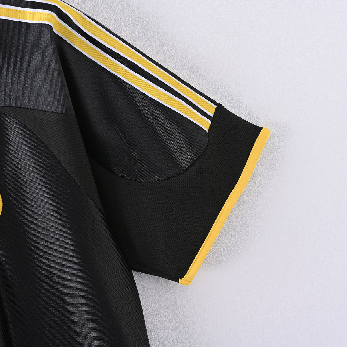 Real Madrid 1999/01 Away - Retro