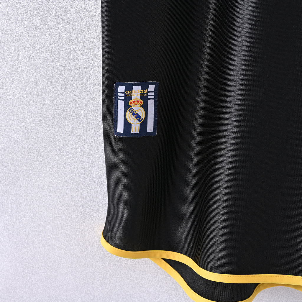 Real Madrid 1999/01 Away - Retro