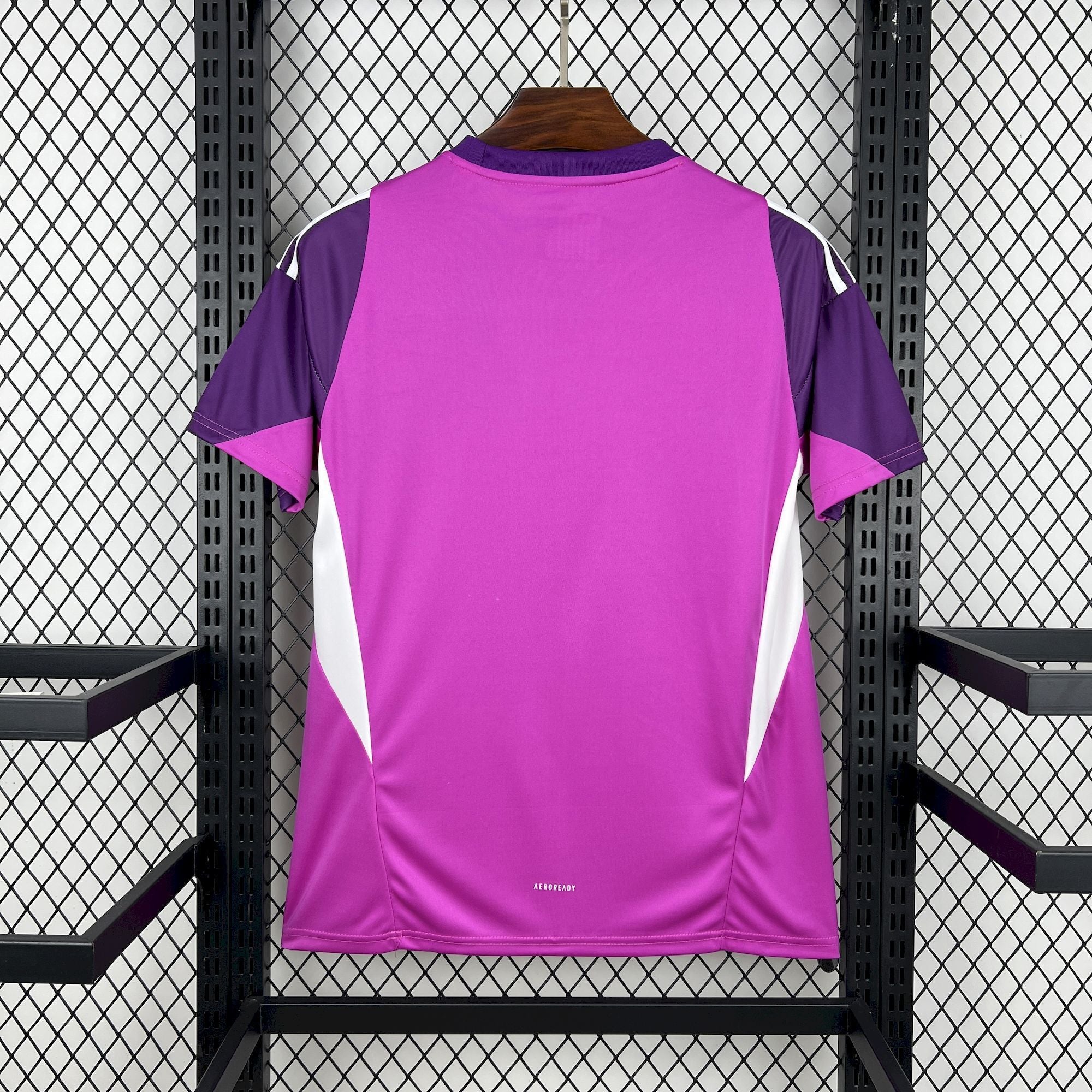 Bayern Munich 2025/26 Purple Goalkeeper - Fan Version