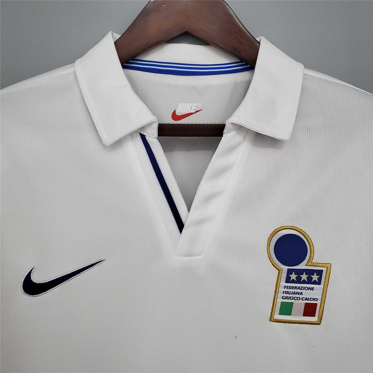 Italy 1998 Away - Retro