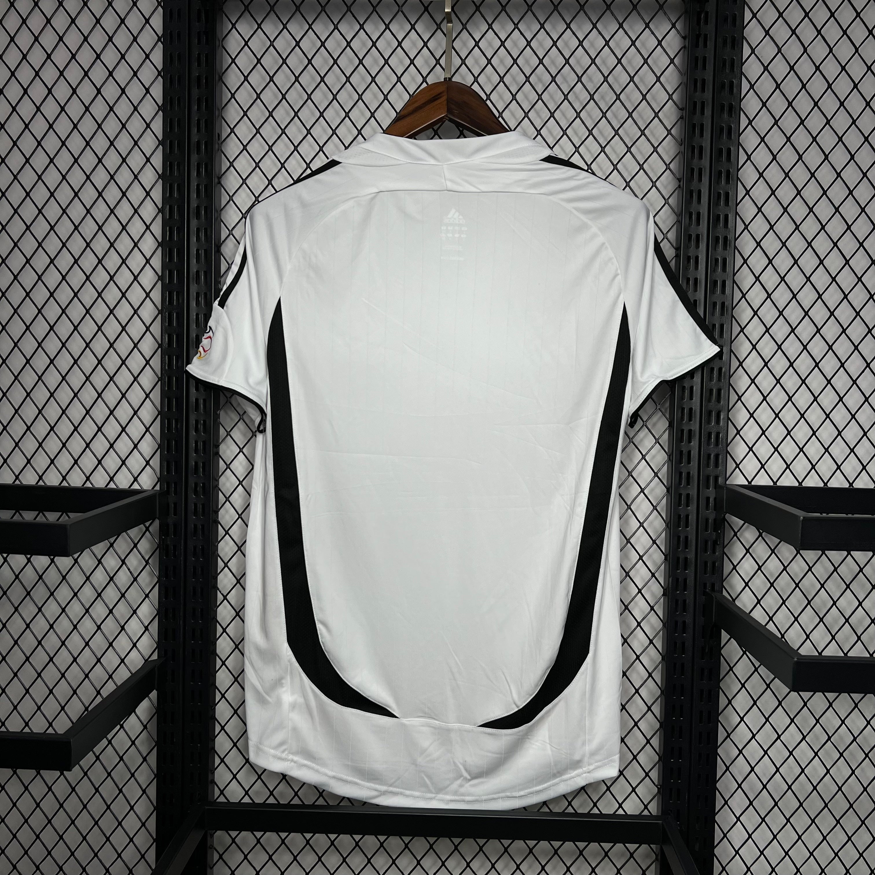 Germany 2006 Home - Retro