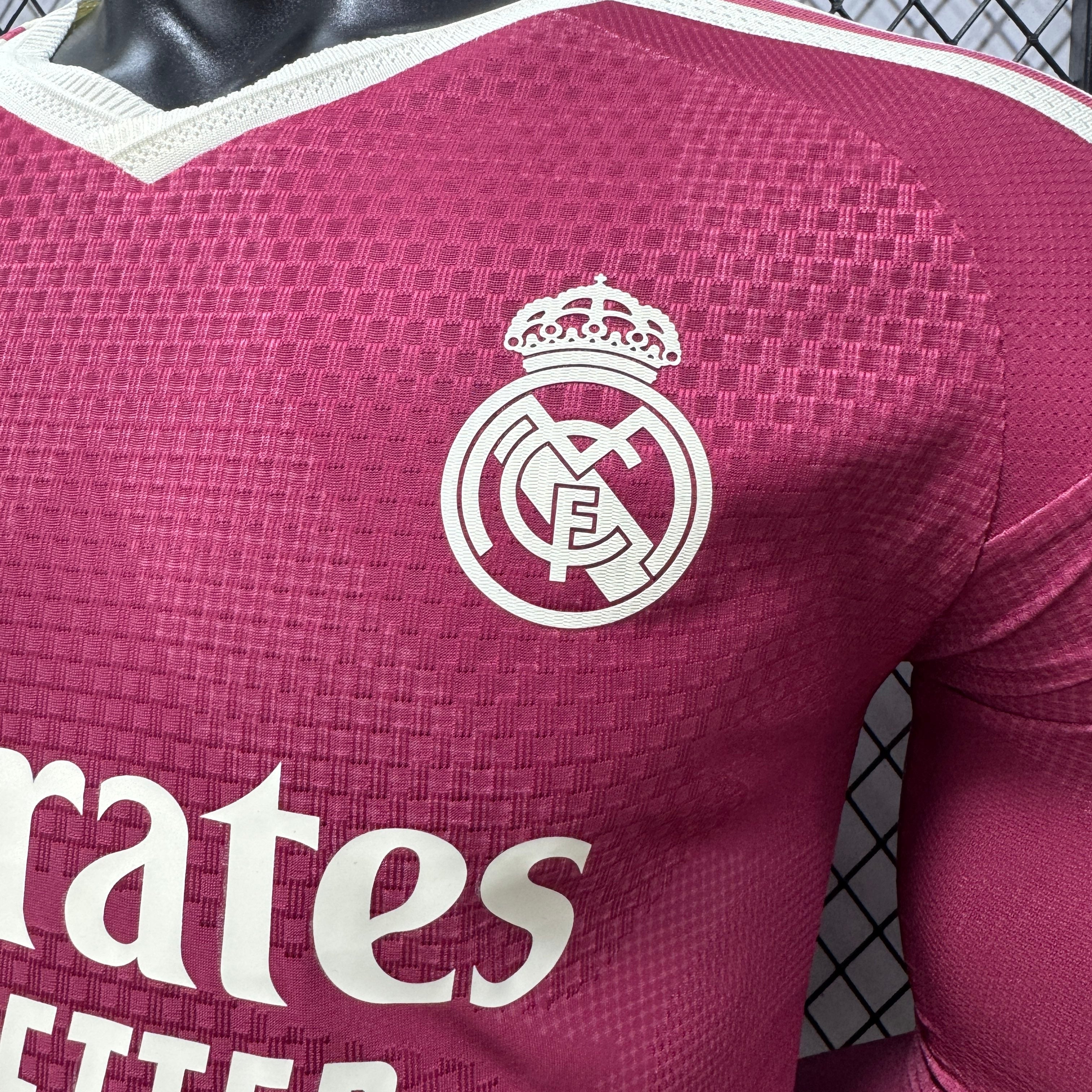 Real Madrid 2026/27 Third Long Sleeve - Player Version