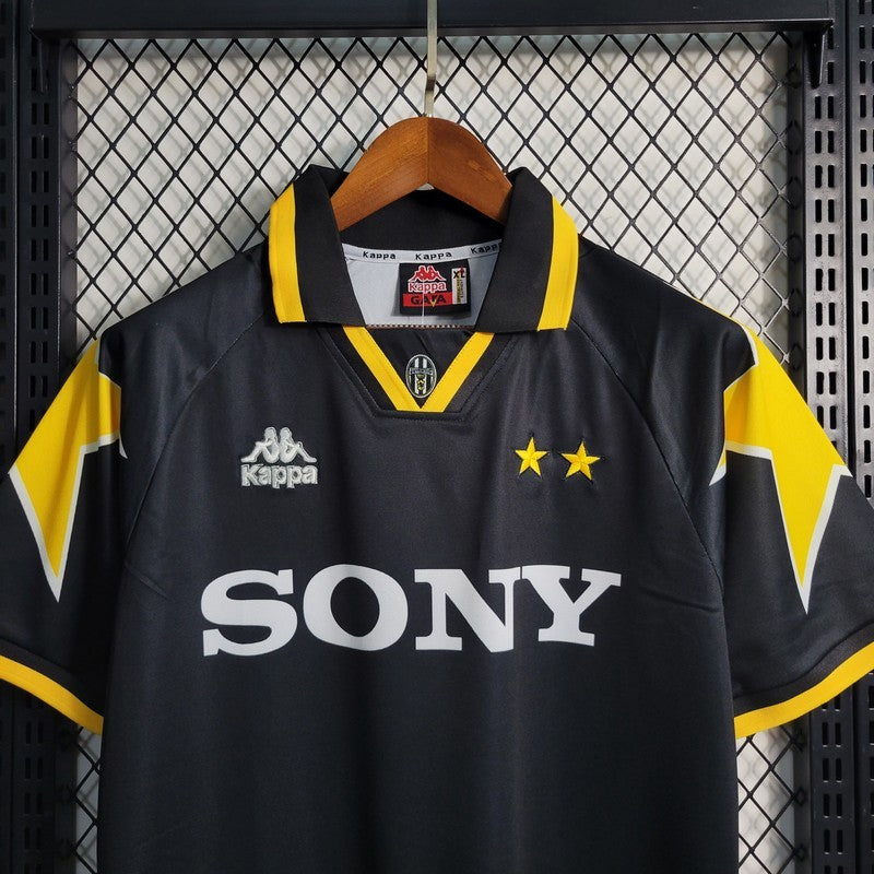 Juventus 1996/97 Third - Retro
