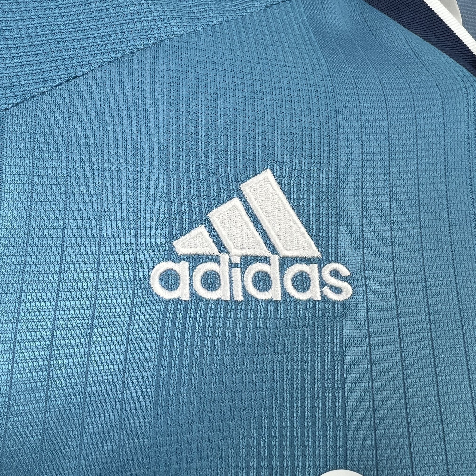 Real Madrid 1999/00 Third Long Sleeve - Retro