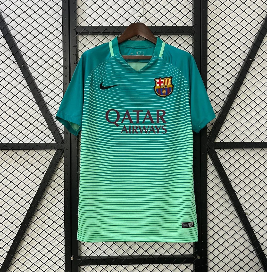 Barcelona 2016/17 Third - Retro