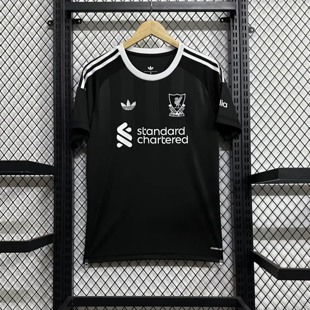 Liverpool FC 2025/26 Goalkeeper - Fan Version