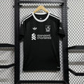 Liverpool FC 2025/26 Goalkeeper - Fan Version