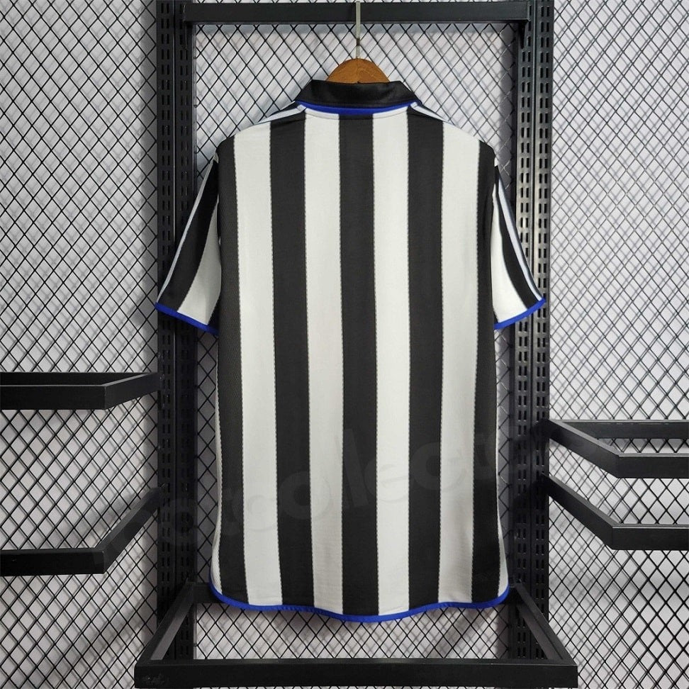 Newcastle United 2000/01 Home - Retro