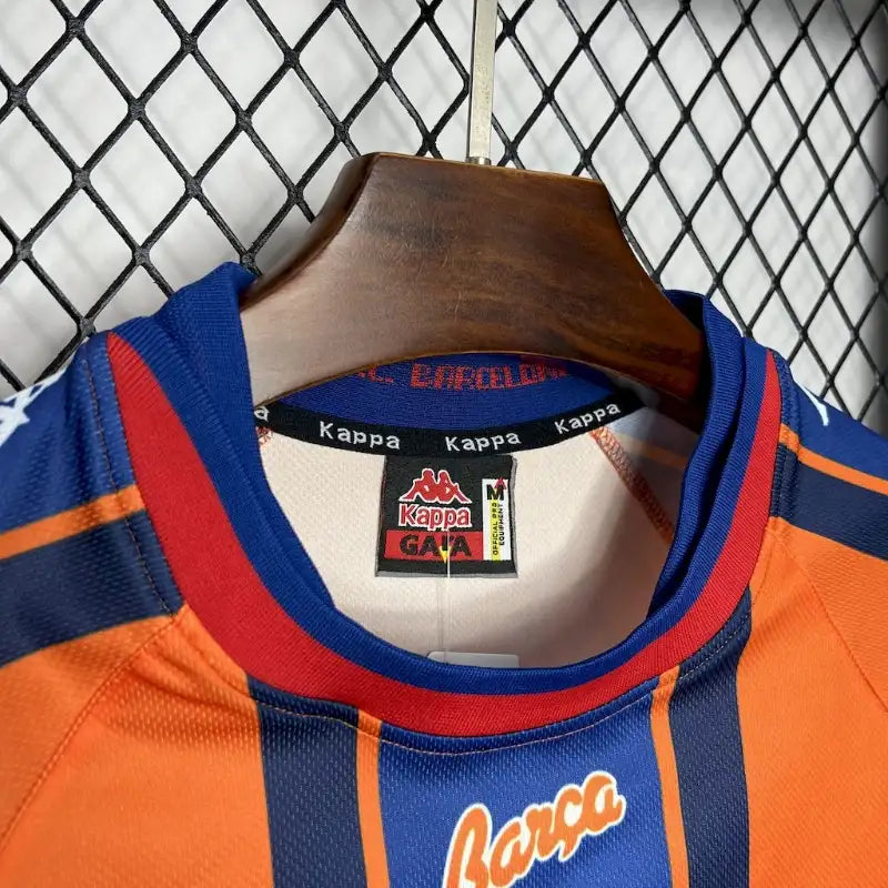 Barcelona 1997/98 Away - Retro