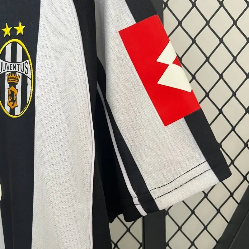 Juventus 2002/03 Home - Retro