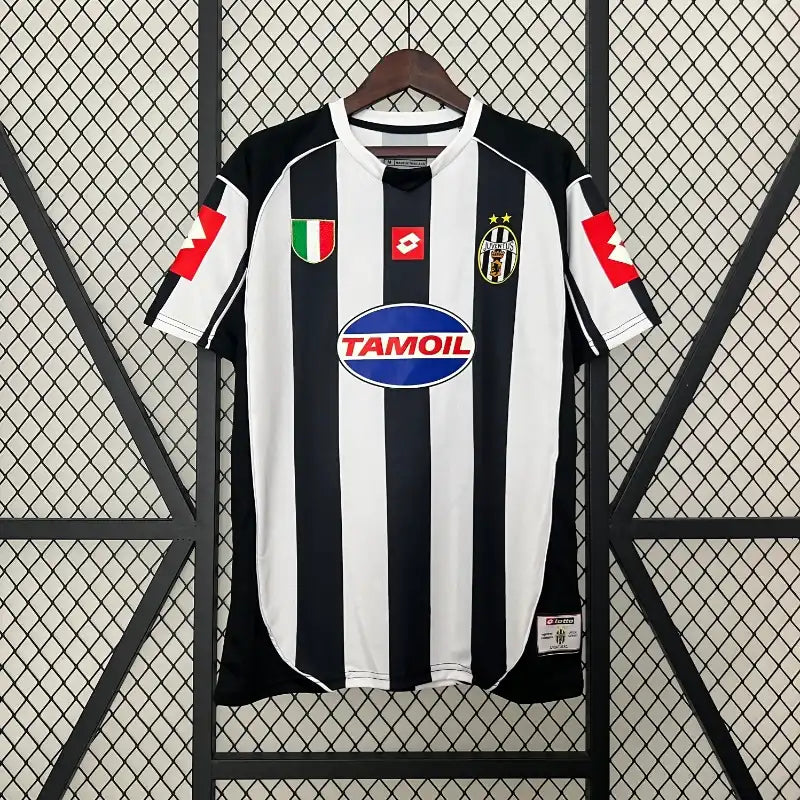 Juventus 2002/03 Home - Retro