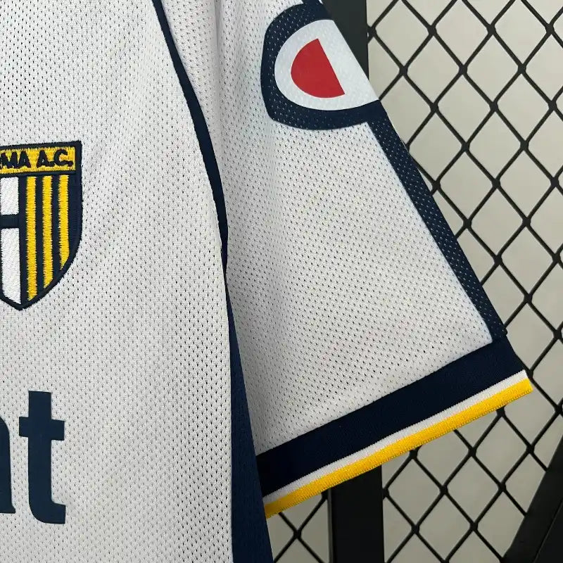 Parma 2003/04 Away - Retro