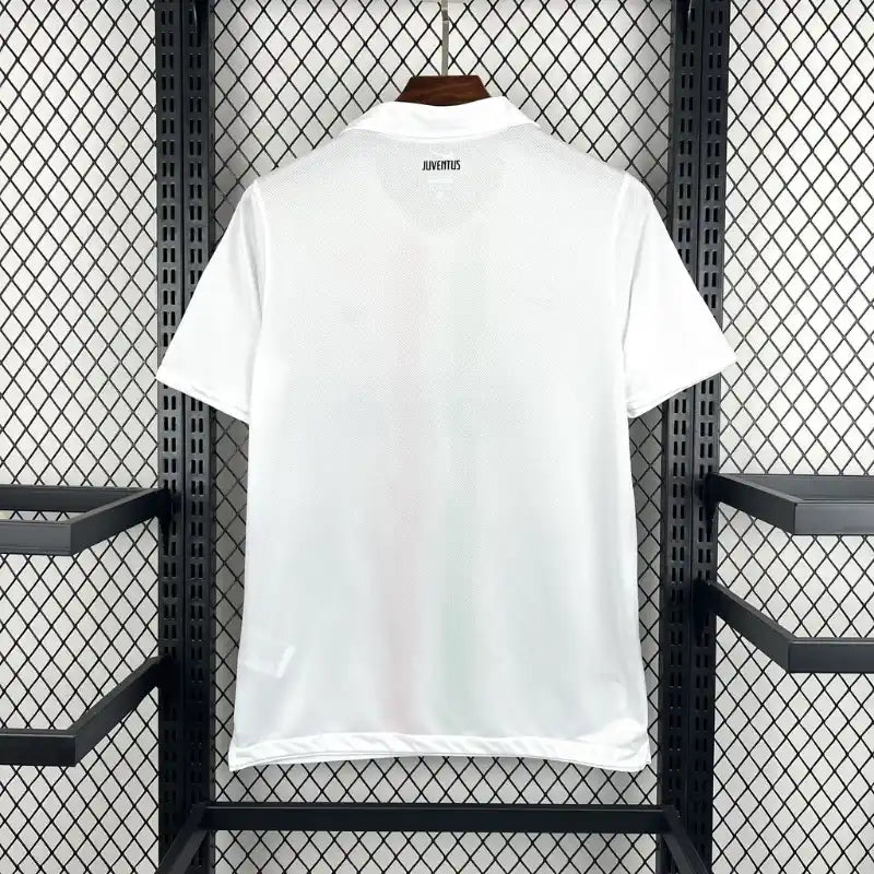 Juventus 2010/11 Away - Retro