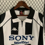 Juventus 1997/98 Home Long Sleeve - Retro