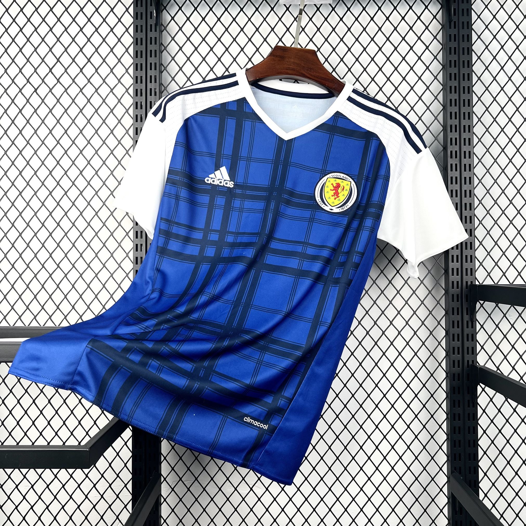 Scotland 2016 Home - Retro