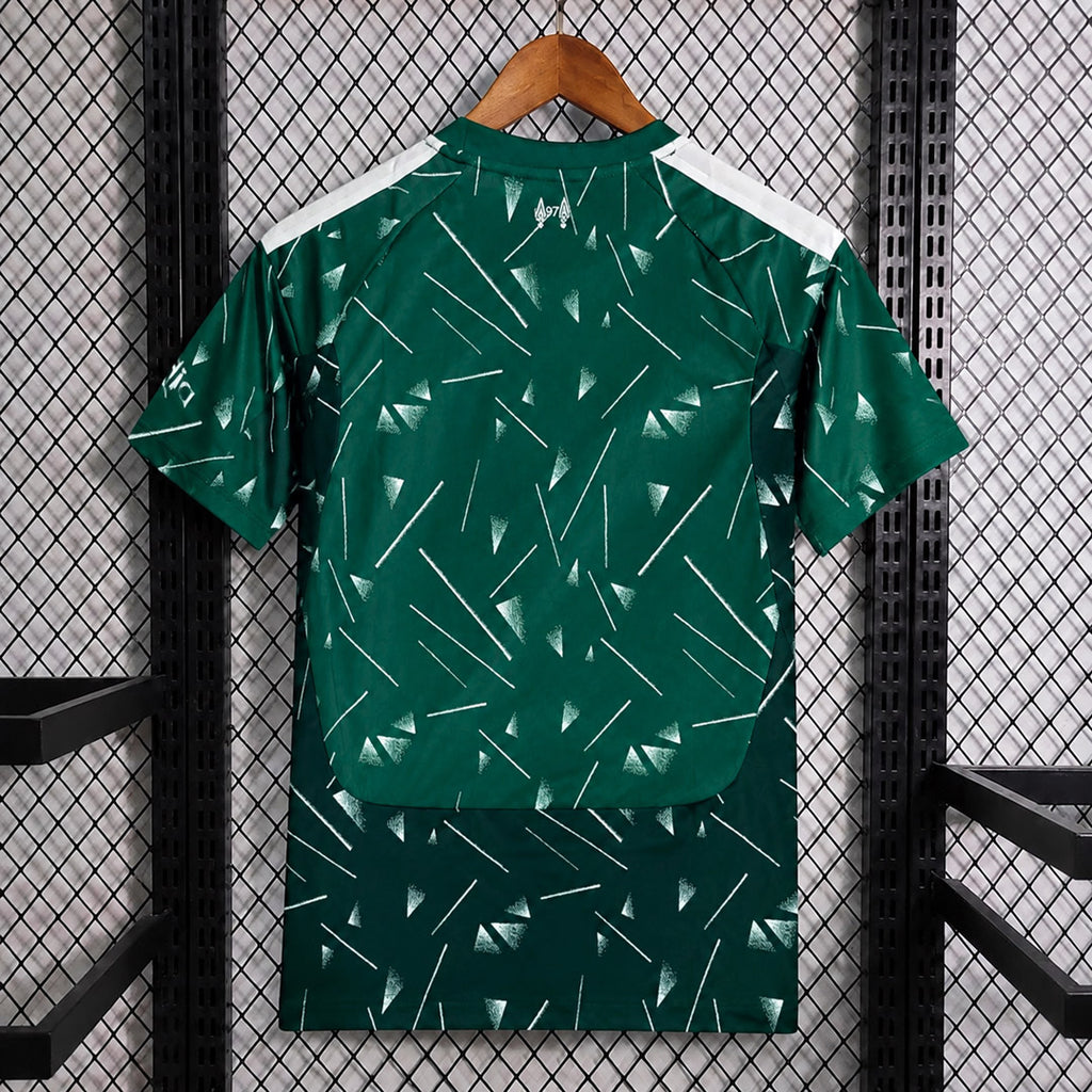 Liverpool FC 2026/27 Goalkeeper - Fan Version
