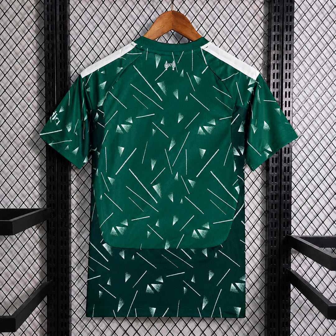 Liverpool FC 2026/27 Goalkeeper - Fan Version