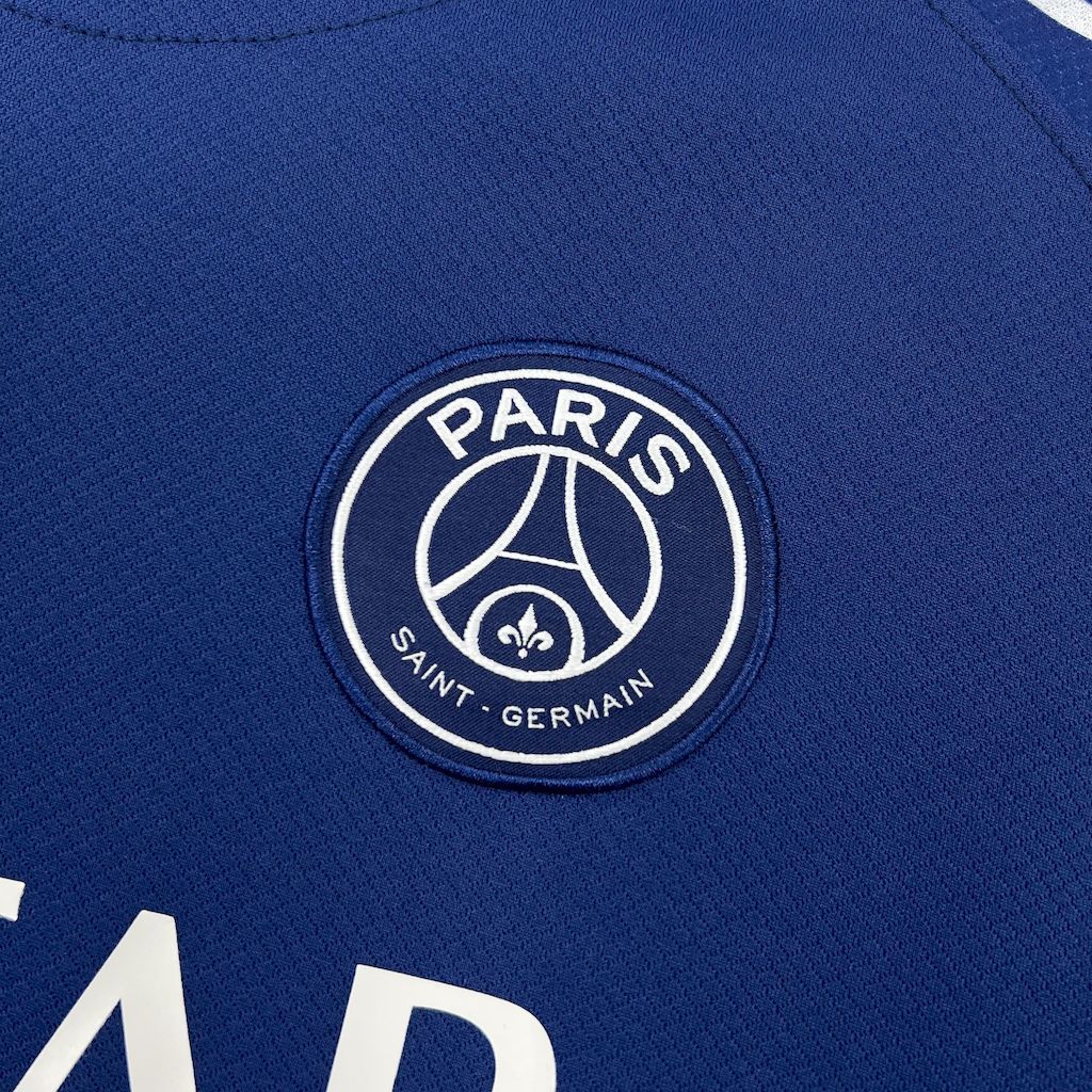 Paris Saint-Germain 2024/25 Fourth Long Sleeve - Fan Version