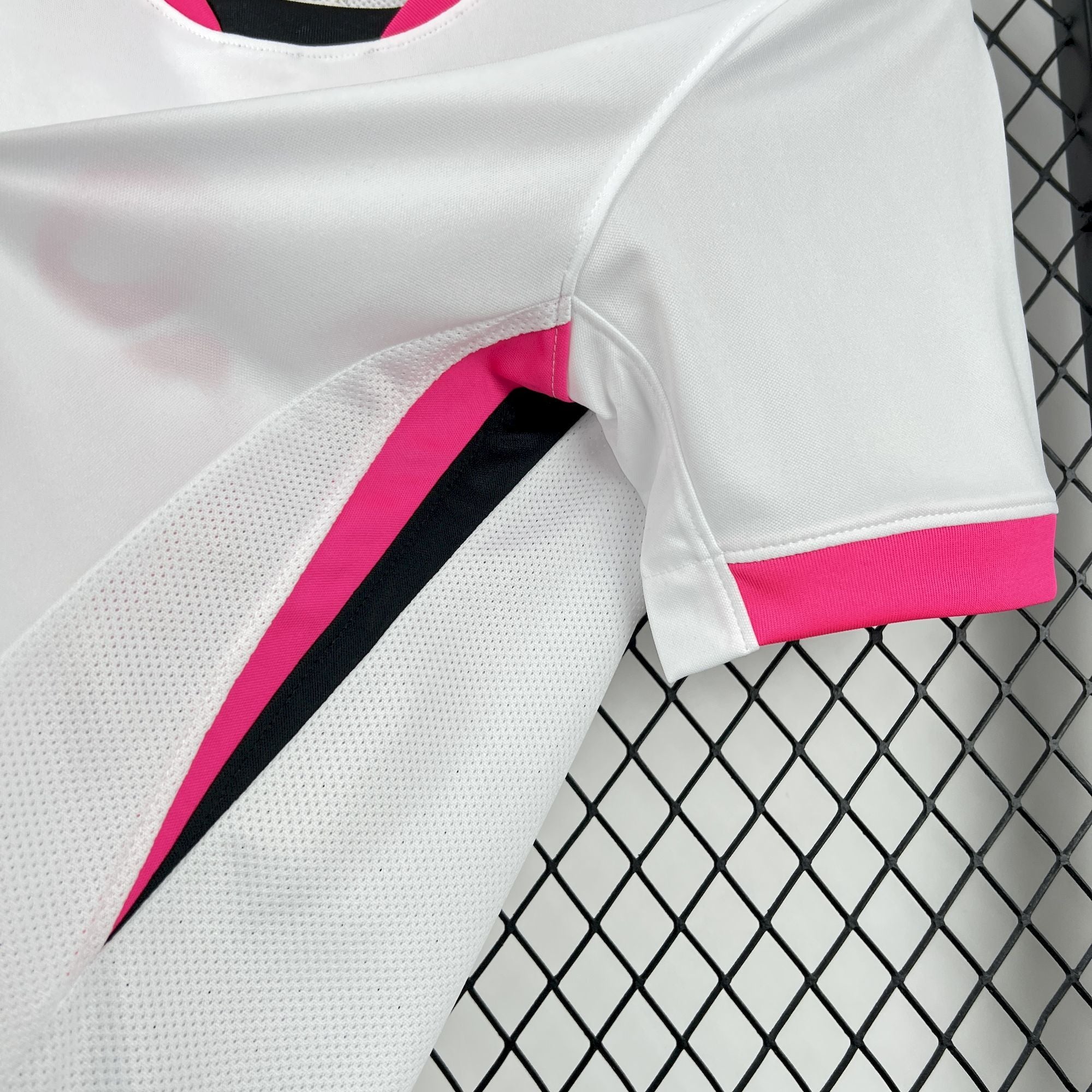 Sporting CP 2025/26 Pink October - Fan Version