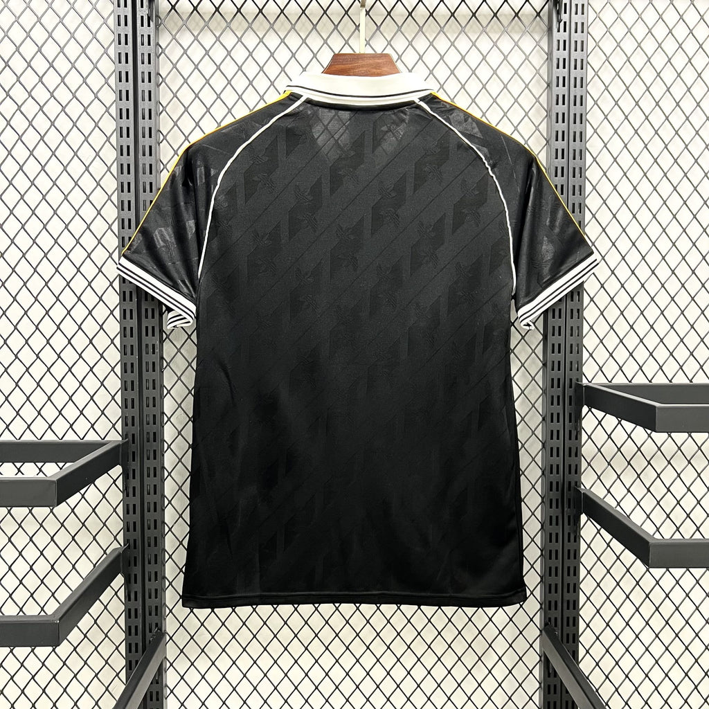 Real Madrid 2025/26 Black 'OG' Shirt Casual