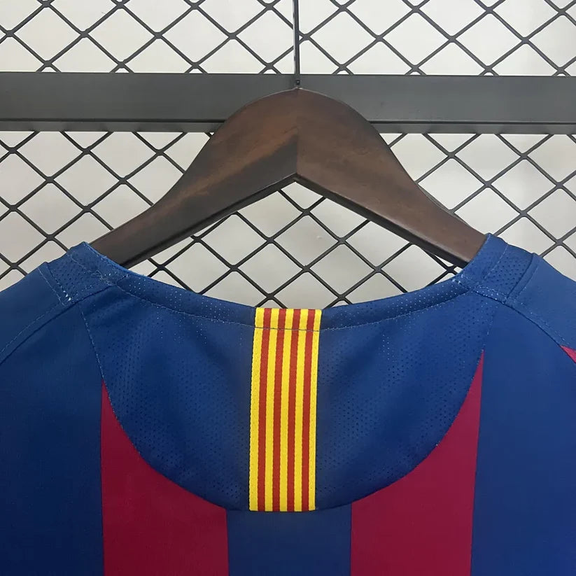 Barcelona 2005/06 Home - Retro
