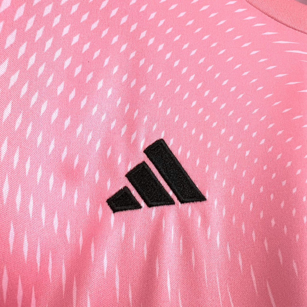 Spain 2026 Pink Goalkeeper - Fan Version